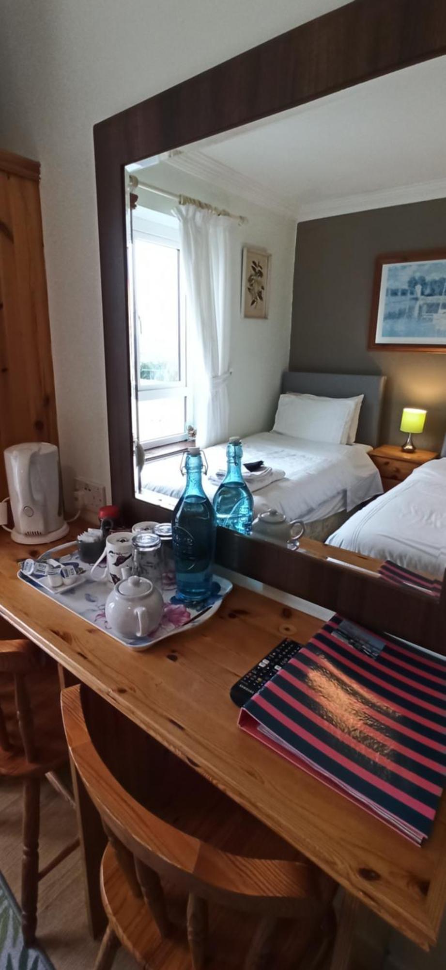 The Ferry Boat Hotel Portmagee Bilik gambar